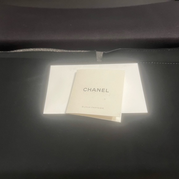 COPY - NIB Chanel necklace - Picture 10 of 16